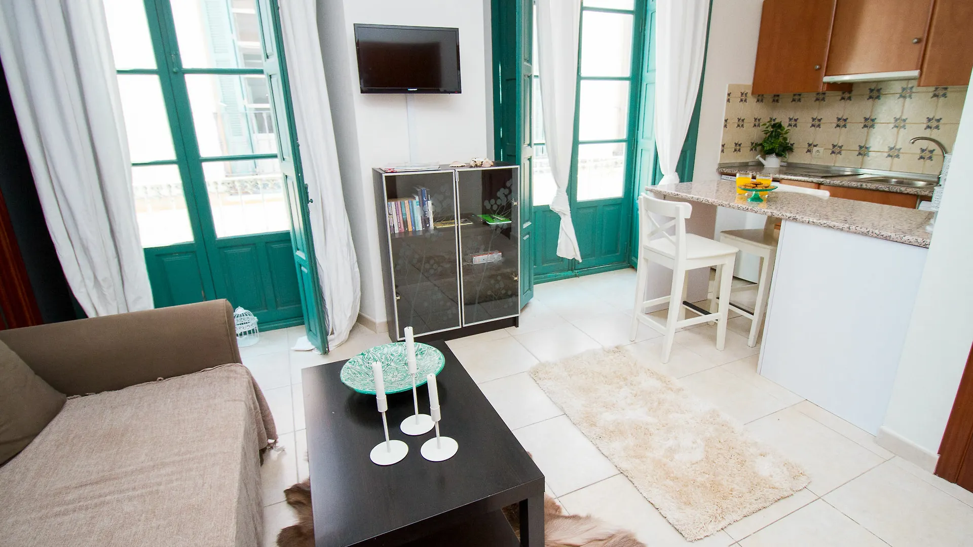 Carreteria Apartment - Historic Centre Malaga Spain